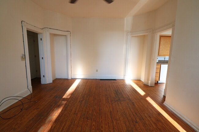 Building Photo - 52 W McMillan St