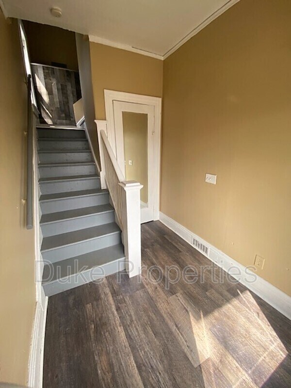 Foto principal - 1179 Genesee St