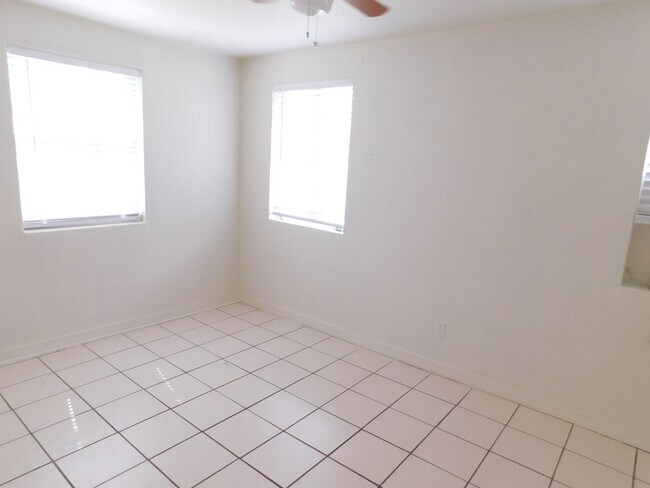 Foto del edificio - 1 Bed Lake Davis/ Downtown Orlando Apartment
