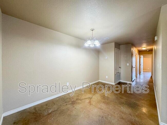 Building Photo - 4849 Deep Drive