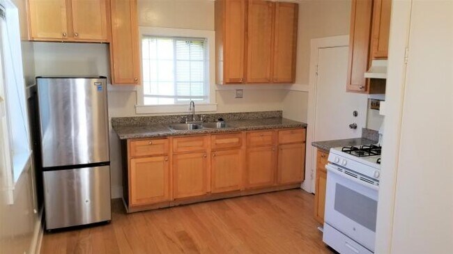 Foto del edificio - 1 bedroom in Berkeley CA 94703