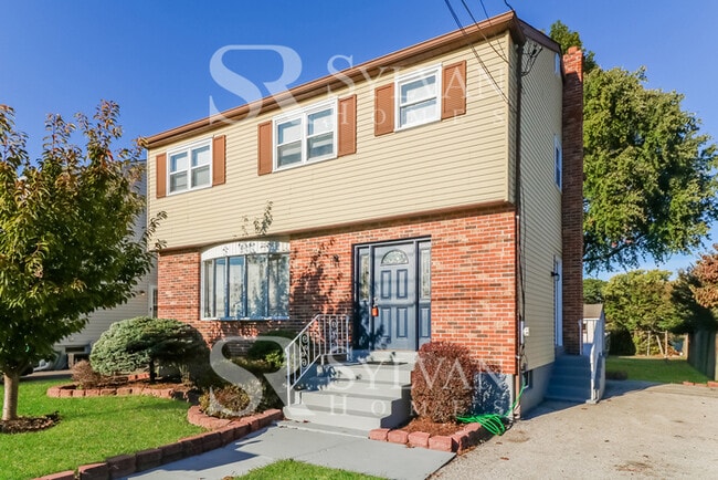 Building Photo - 206 Baltimore Ave