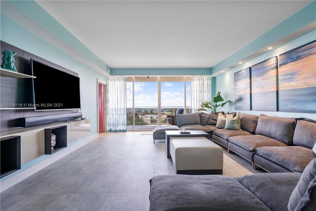 Building Photo - 3100 N Ocean Blvd