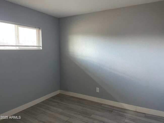 Building Photo - 6801 E Avalon Dr