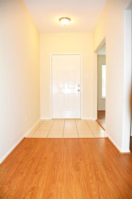 Building Photo - 10011 NW Park Pl Dr