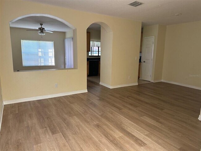 Building Photo - 30204 Goodwick Way