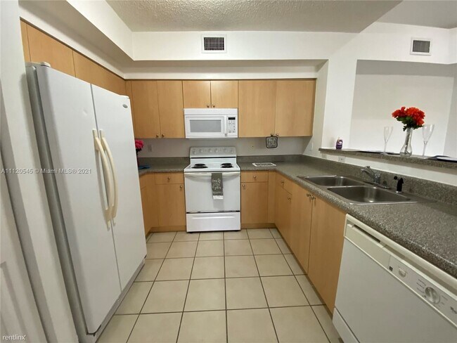 Foto del edificio - 2 br, 2 bath Condo - 2360 E Preserve Way 2...