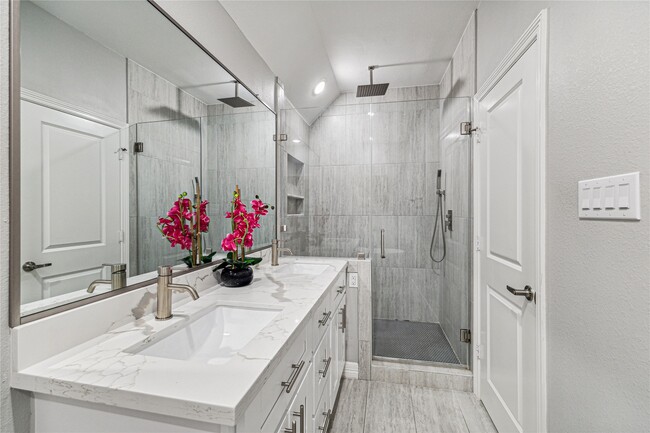 Foto del edificio - 4908 McKinney St