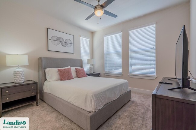 Building Photo - 15950 Chase Hill Blvd