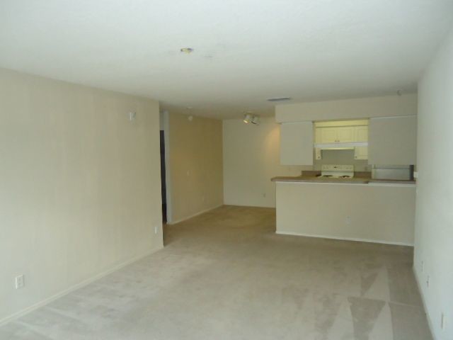 Foto del edificio - 5924 Brickleberry Ln