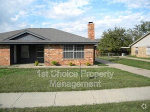 Building Photo - 7043 Crosstimbers Ln