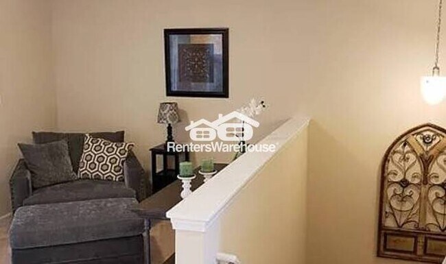 Foto del edificio - Stunning 3-bedroom, 2.5-bathroom