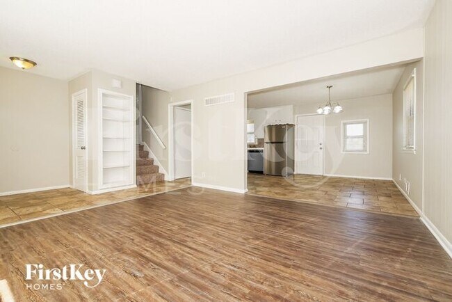 Foto del edificio - 9404 White Ave