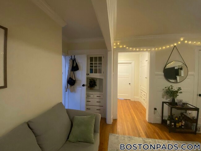 Foto del edificio - 448 Park Dr