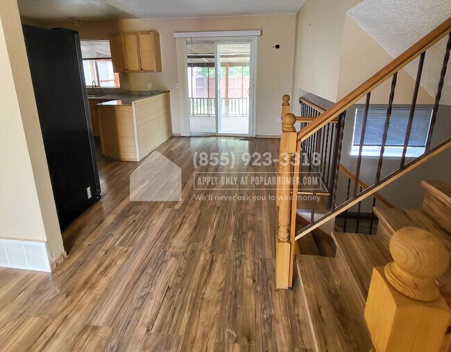 Building Photo - 2707 W 101st Pl