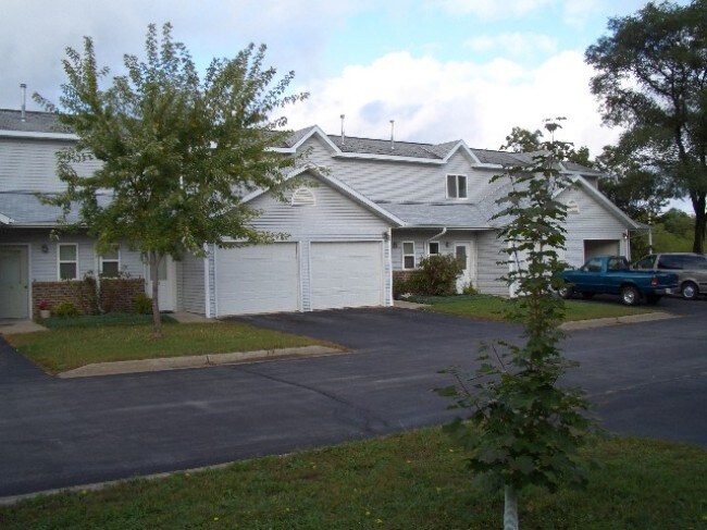 Primary Photo - 1305 S Main St