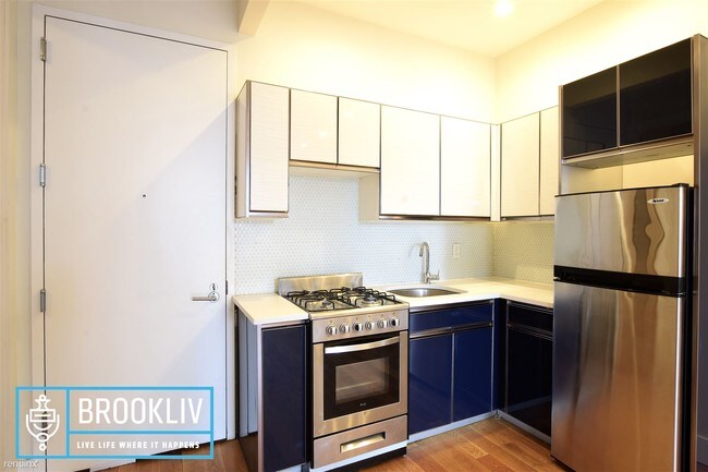 Building Photo - 3 br, 1 bath Apartment - 751 Dekalb Ave 3R