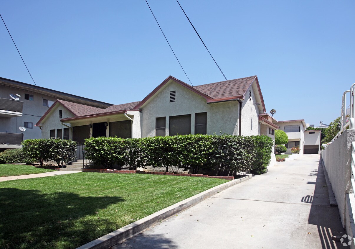 Foto principal - 1336 N Columbus Ave