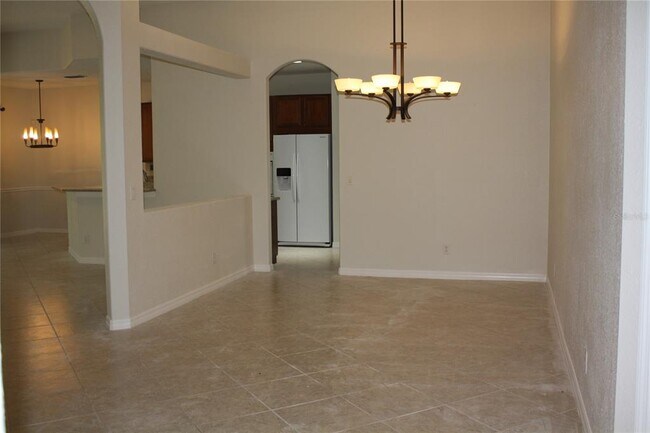 Foto del edificio - 9115 Pinebreeze Dr