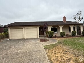 Building Photo - 9220 Canyon Oak Rd
