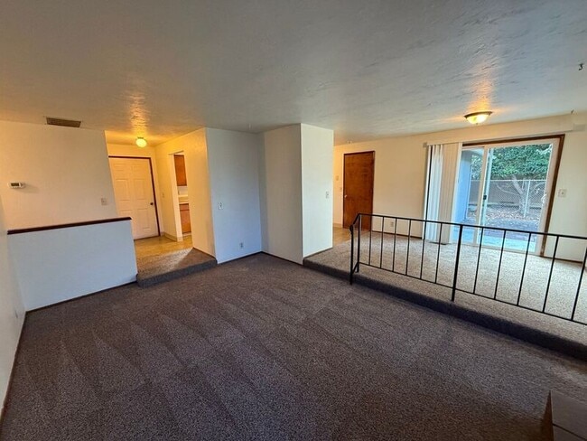 Foto del edificio - 2907 Moraga Ave SE