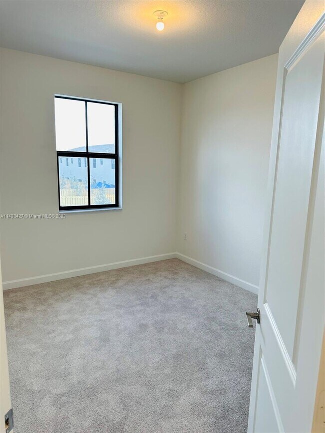 Building Photo - 13170 SW 234th Ter # 13170