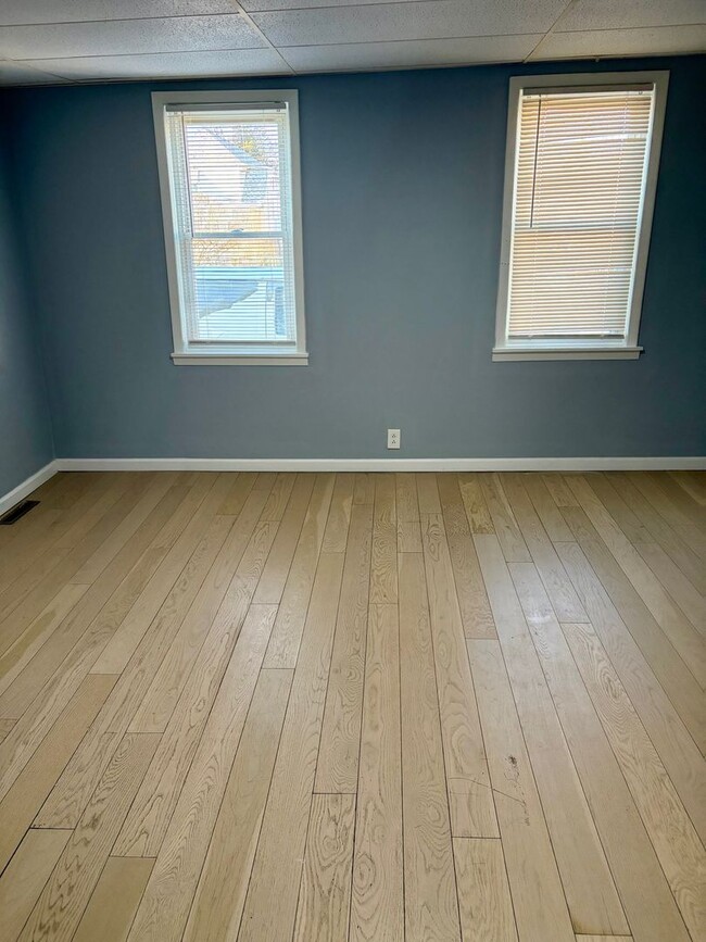 Building Photo - 1278 3rd Ave