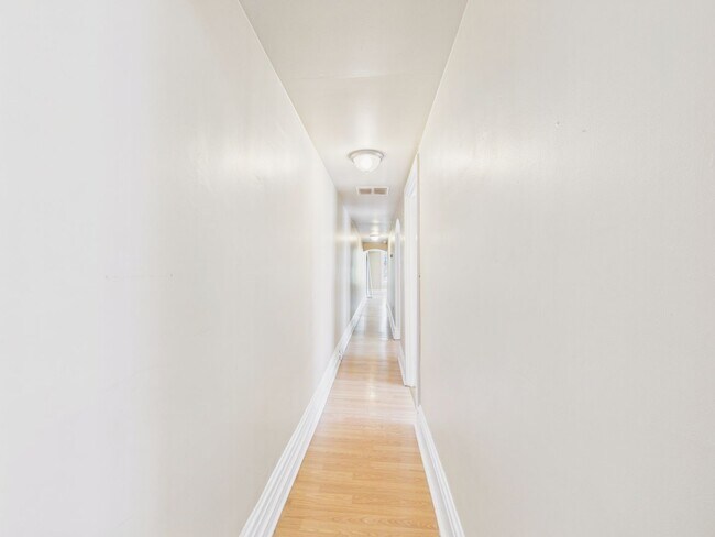 Foto del edificio - 1116-1118 N 3rd Street