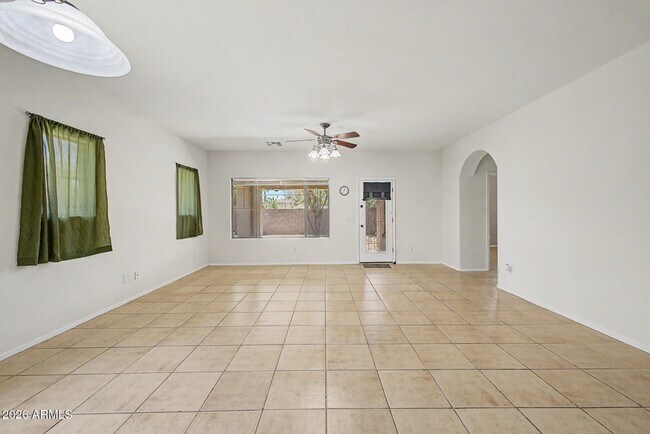 Foto del edificio - 13271 W Clarendon Ave