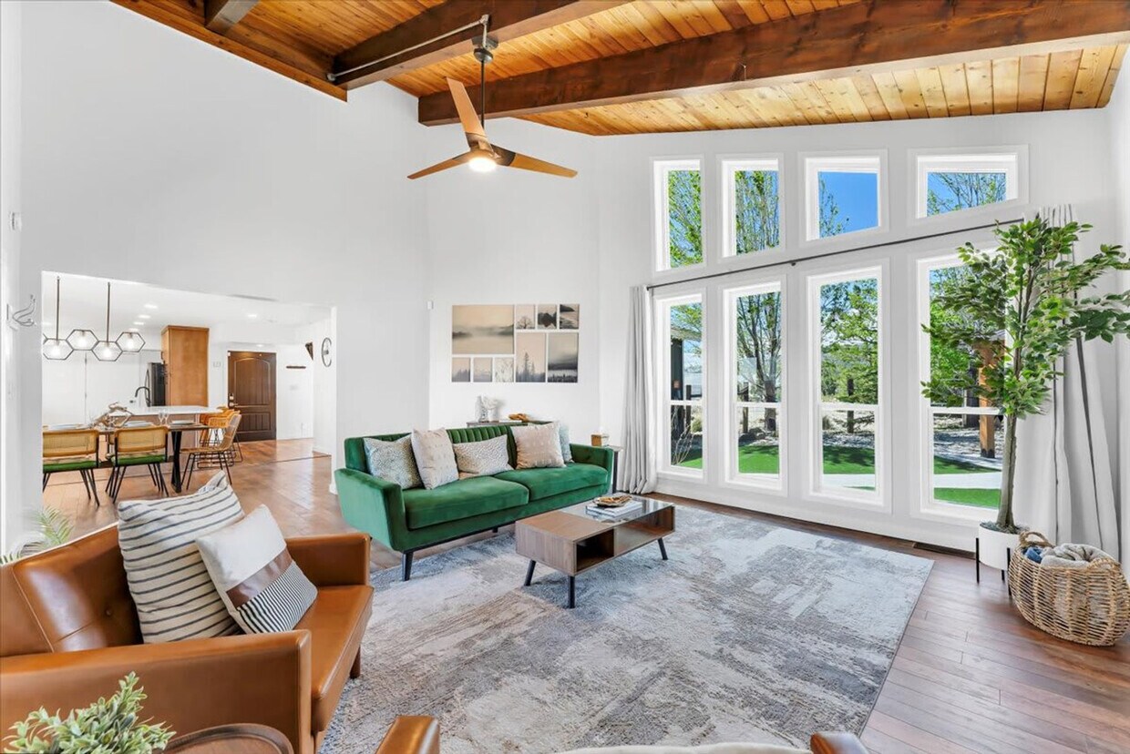 Foto principal - 5445 Tannerwood Dr