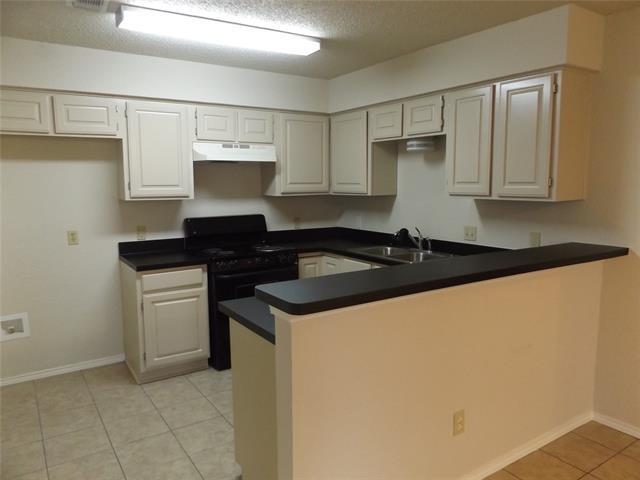 Building Photo - 335 Sheri Ln