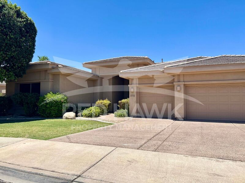 Foto principal - 1588 W Yosemite Pl