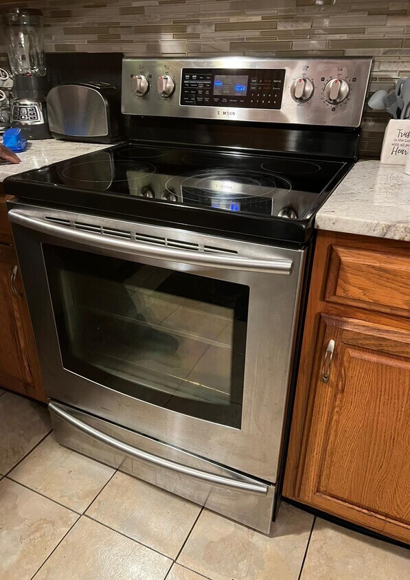Foto principal - 83 Abner Ct