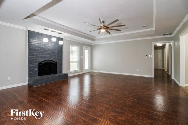 Building Photo - 1909 Big Sky Dr