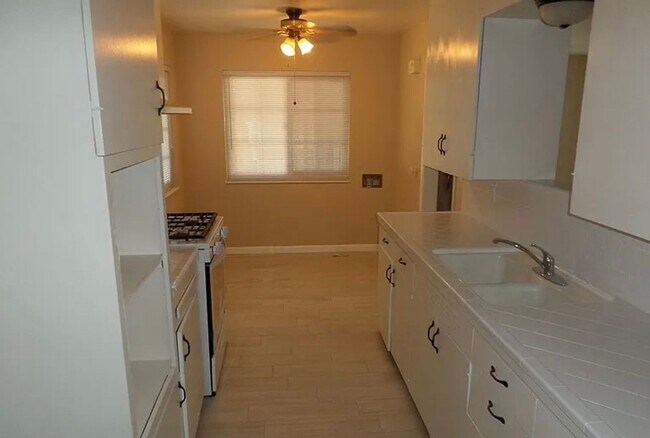 Foto del edificio - Oak Park Duplex