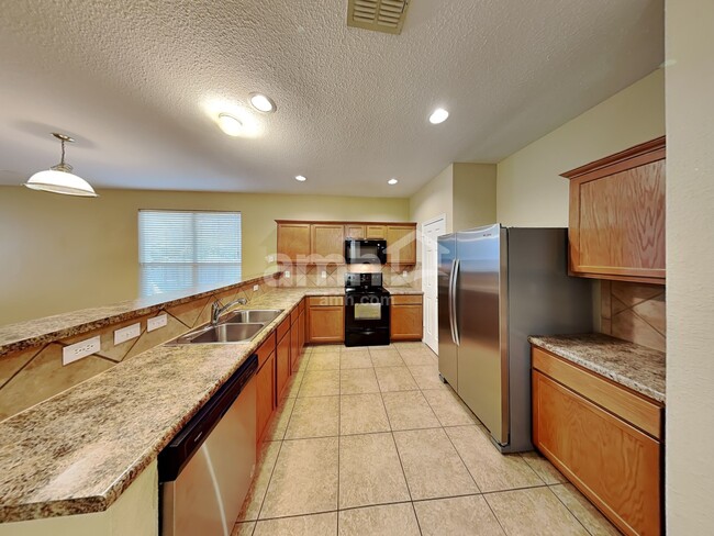 Building Photo - 2510 Silverton Wind
