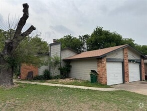 Building Photo - 10805 Lanshire Dr