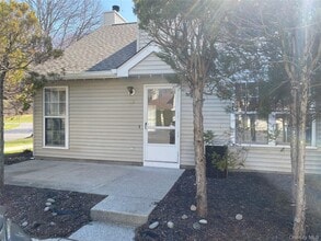 Building Photo - 50 Olde Wagon Rd