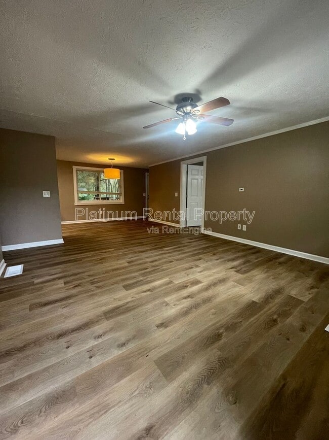 Photo - 3987 Cherokee Trail House