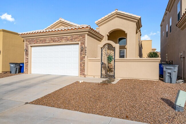 Building Photo - 3693 Grand Cayman Ln