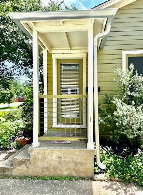 Foto principal - 2109 Richcreek Rd