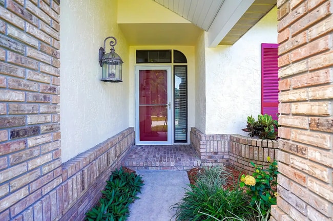 Building Photo - 1366 Sutton Pl Dr