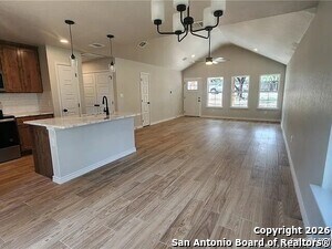 Building Photo - 151 Twin Elm Dr