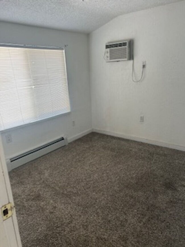 Foto del edificio - 701 Howard Ave