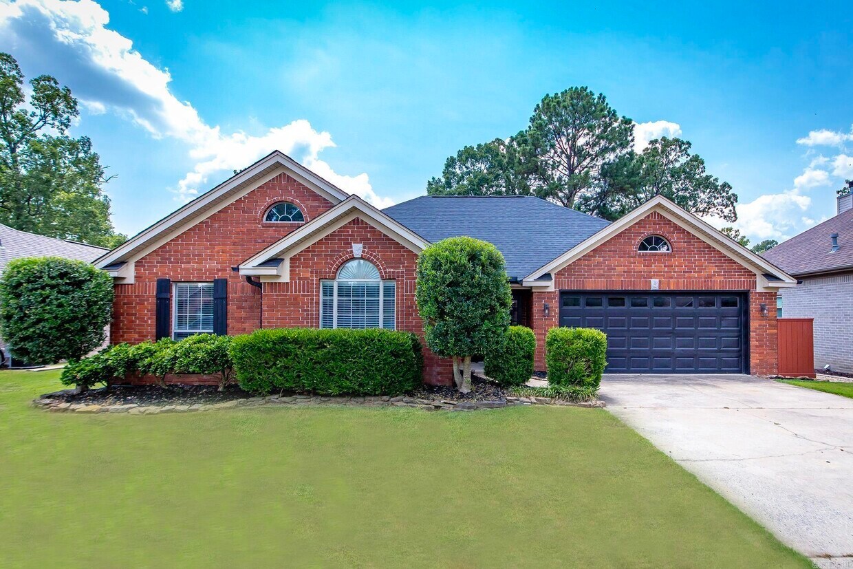 Foto principal - 216 Chantilly Cir