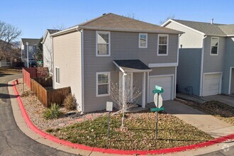 Building Photo - 8865 Meade Ct