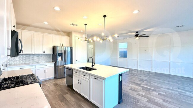 Building Photo - 9829 E Kinetic Dr