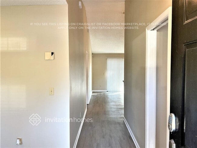 Building Photo - 1370 Pawnee St