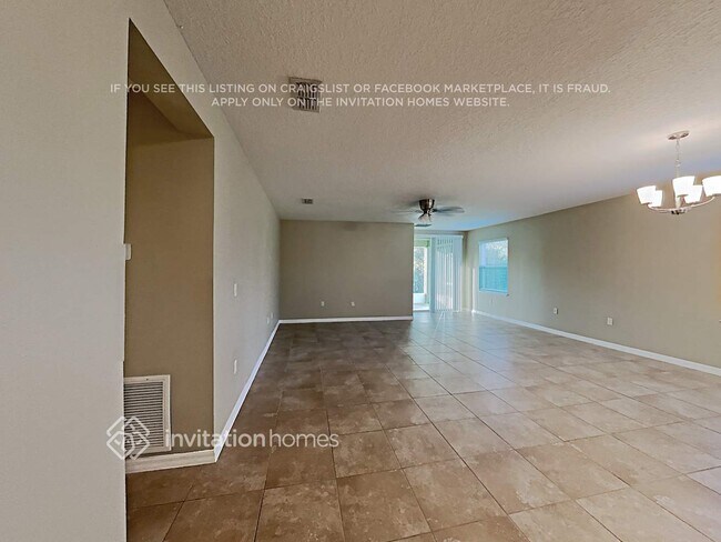 Building Photo - 942 Grapewood St