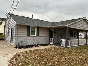 Building Photo - 5520 Halwis St